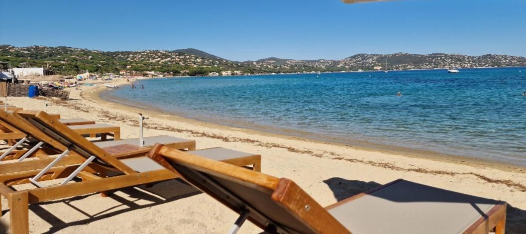Haut De Villa A 700 Metres De La Plage, Totalement Independant Et Accessible Par Un Escalier Exterieur Sainte-Maxime Exterior foto